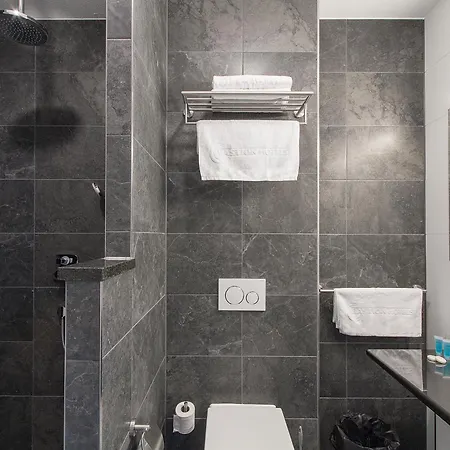 Hotel Bastion Waalre 4*