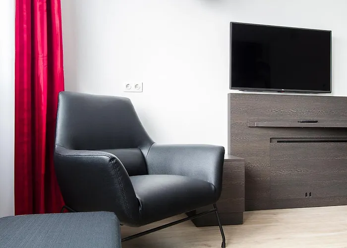 Bastion Waalre מלון