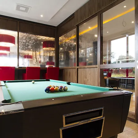 Bastion Waalre Hotell 4*