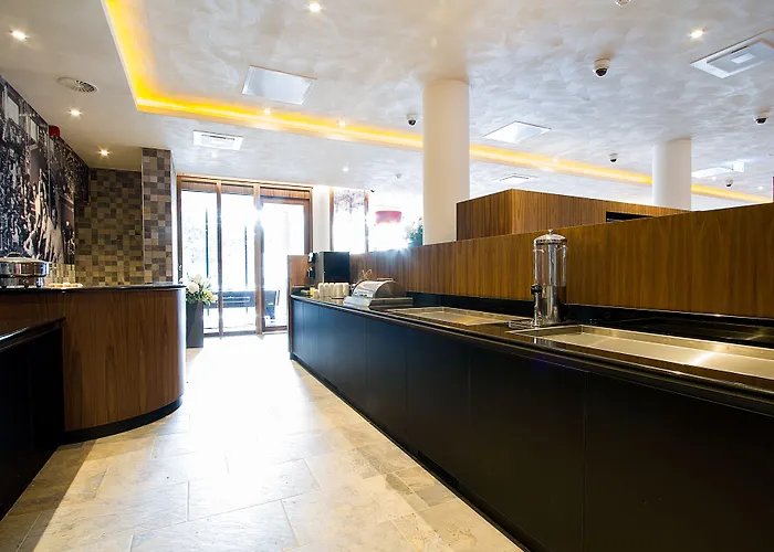 Hotel Bastion Waalre 4*