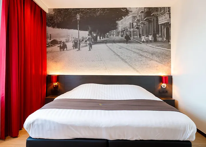 Bastion Waalre Hotel 4*